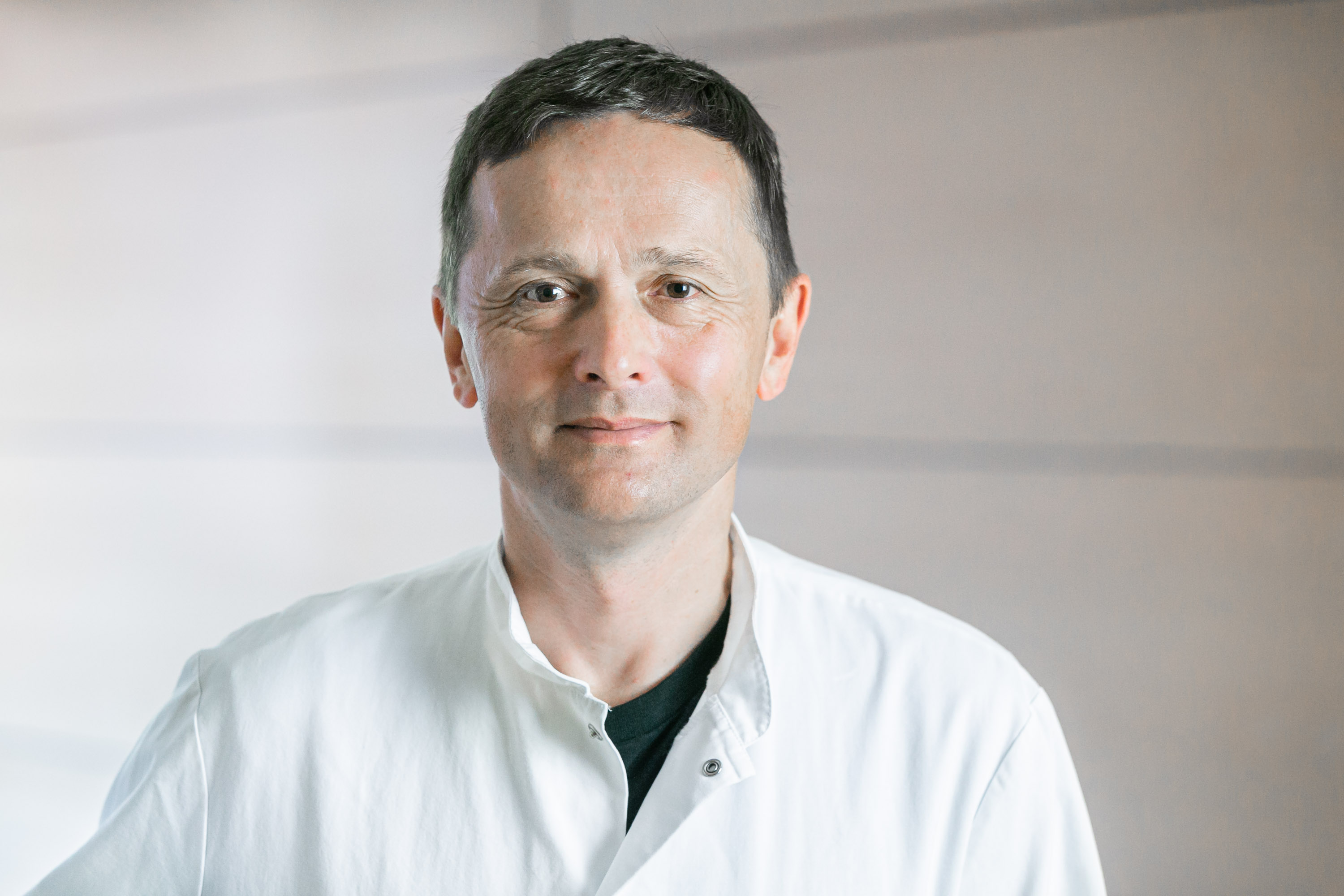 <p>Dr. med. Sebastian Eger</p>